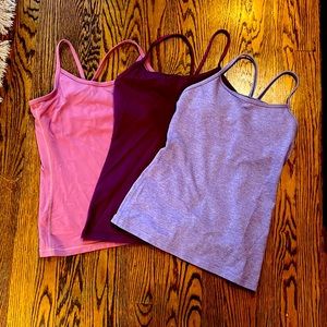 3 lululemon tops